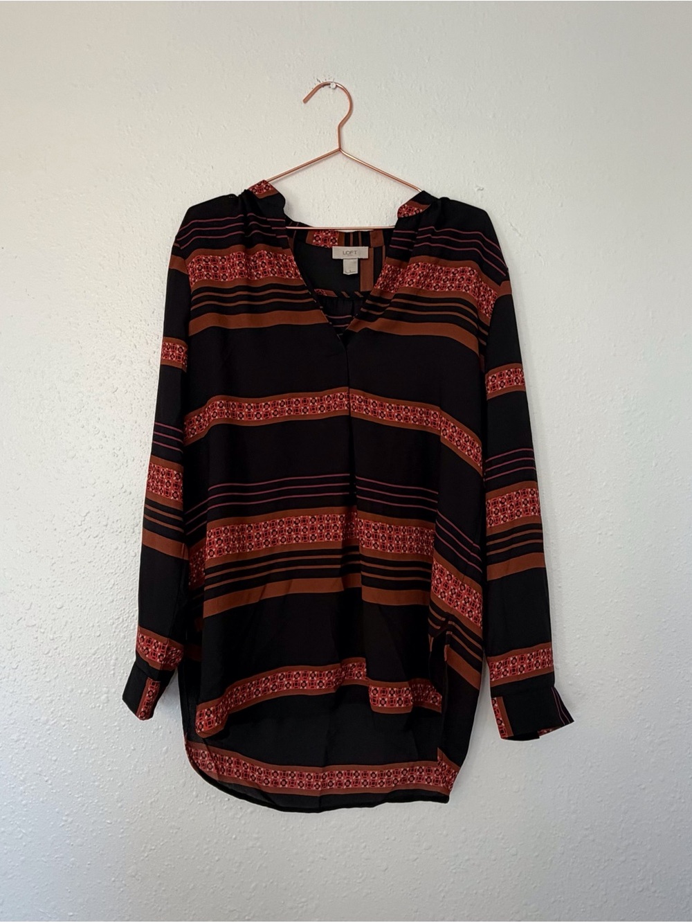 LOFT Black Long Sleeve Striped V-Neck tunic blouse with Rust Accents